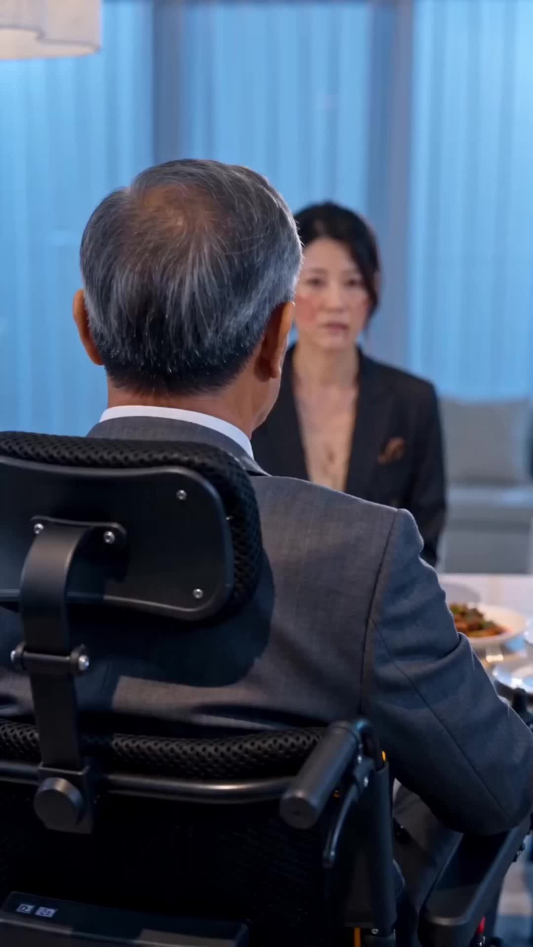 Episode 6 - Kick Me Out? I'm a Billionaire Heiress